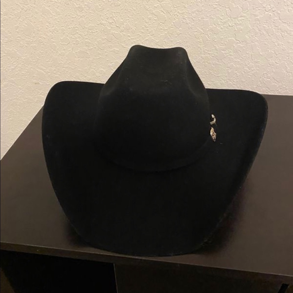Felt cowboy hat